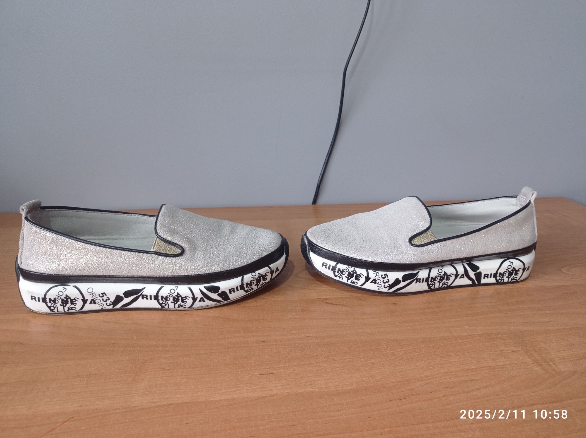 Buty 36 wsuwane sportowe codzienne wygodne S. Barski