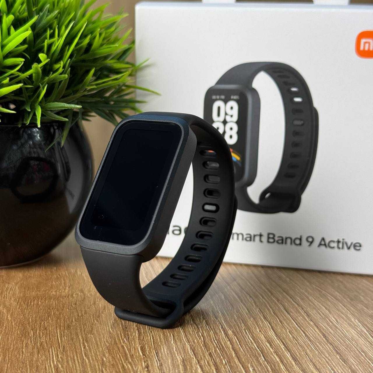 Фітнес-браслет Xiaomi Smart Band 9 Active Black/White Купити Годинник
