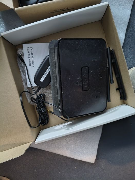 Router bezprzewodowy 3G+/UMTS Netgear MBRN3000