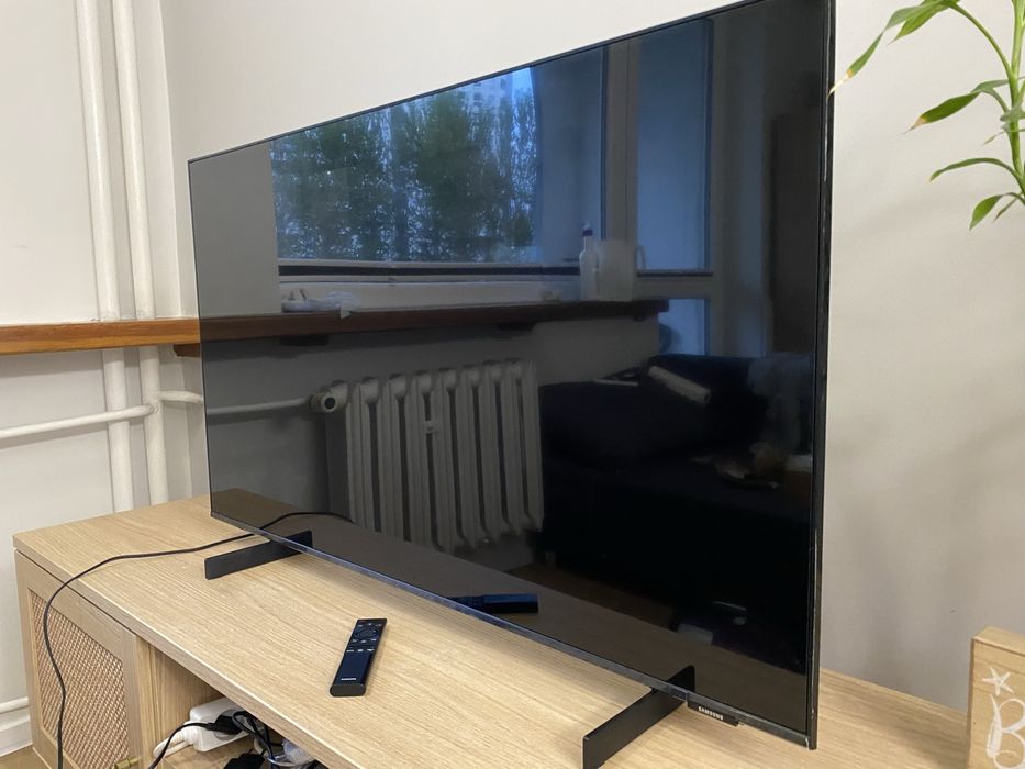 Tv samsung ue43au8002kxxh 43 cale