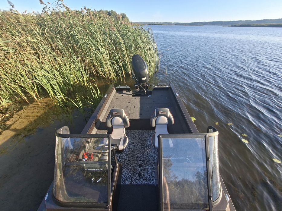 Finval, ums, ГАЙДАМАКА