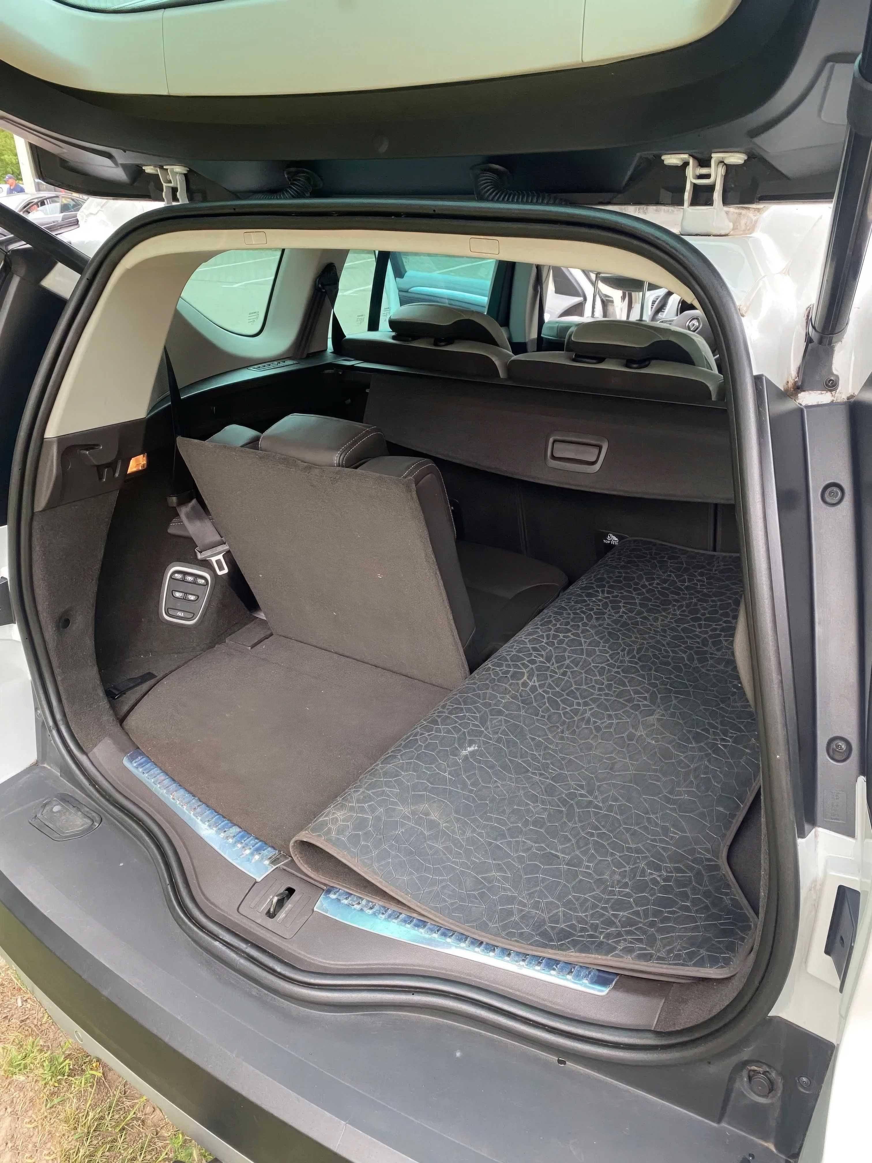 Renault Espace 1.6 dCi Energy Initiale Paris EDC 7os