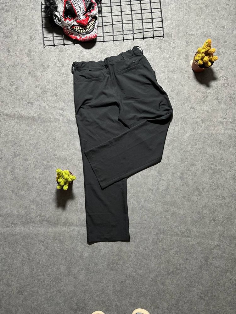 Спортивні штани Nike Брюки