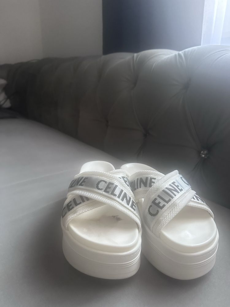 Klapki Celine 38