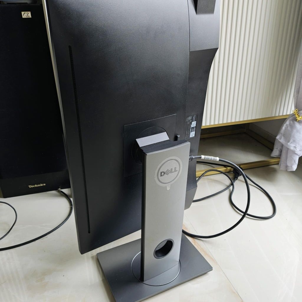 Monitor DELL P2417H