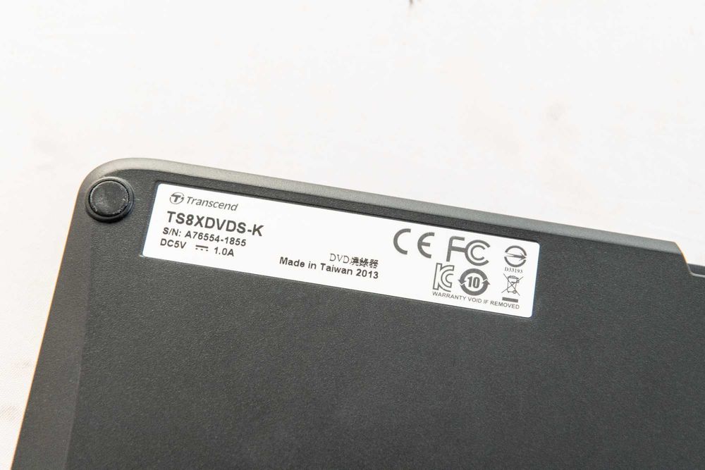 Przenośny odtwarzacz i nagrywarka płyt CD i DVD Transcend TS8XDVDS-K.