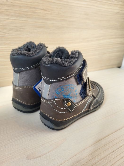 Дитяче шкіряне зимове взуття D.D.step, виробник Угорщина