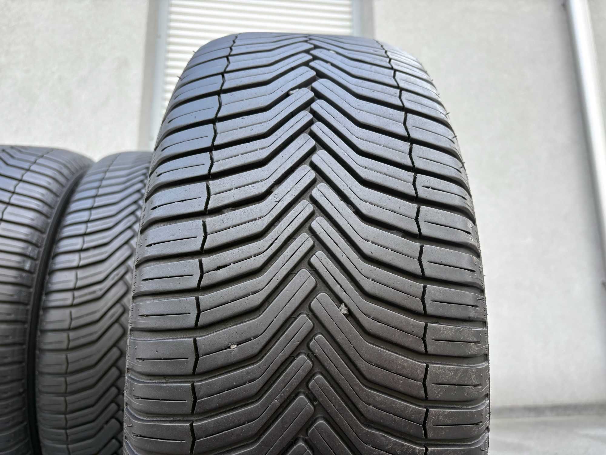 4szt całoroczne 215/55R17 Michelin 6,6mm 2022r Po jednym sezonie 4S163
