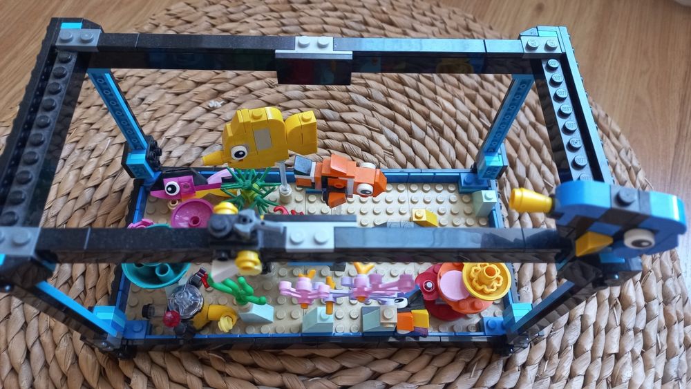 Lego aquario creator 31122