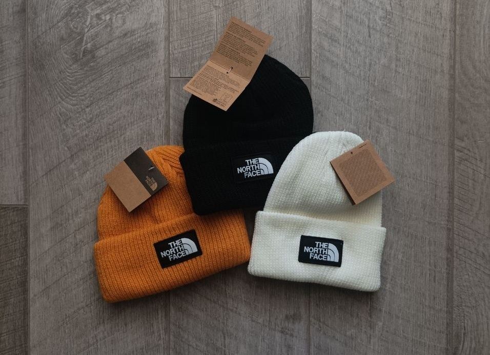 Шапки нові -the north face, Carhartt