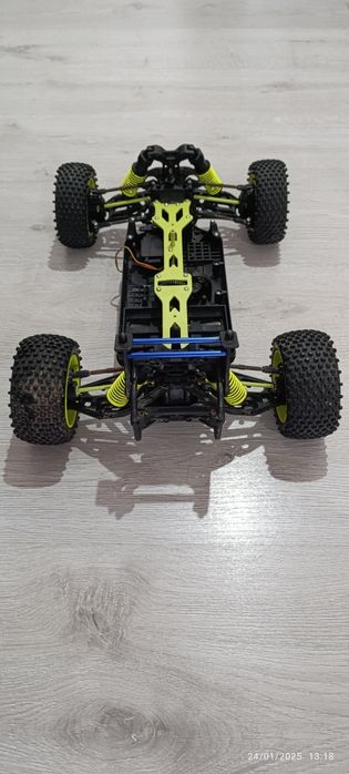 Chassi RC escala 1/8