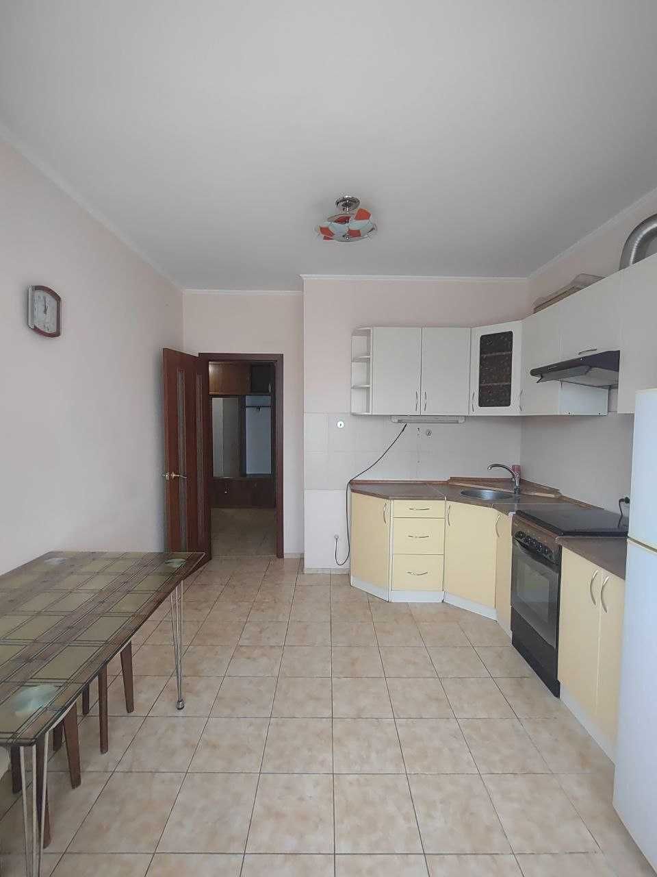 продам 2 комн на Ак.Заболотного ЖК Микромегас