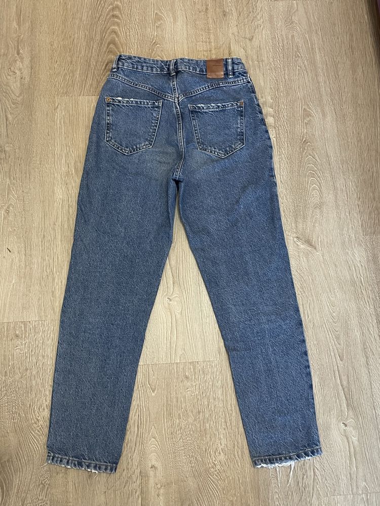 Джинси RESERVED 36 р.