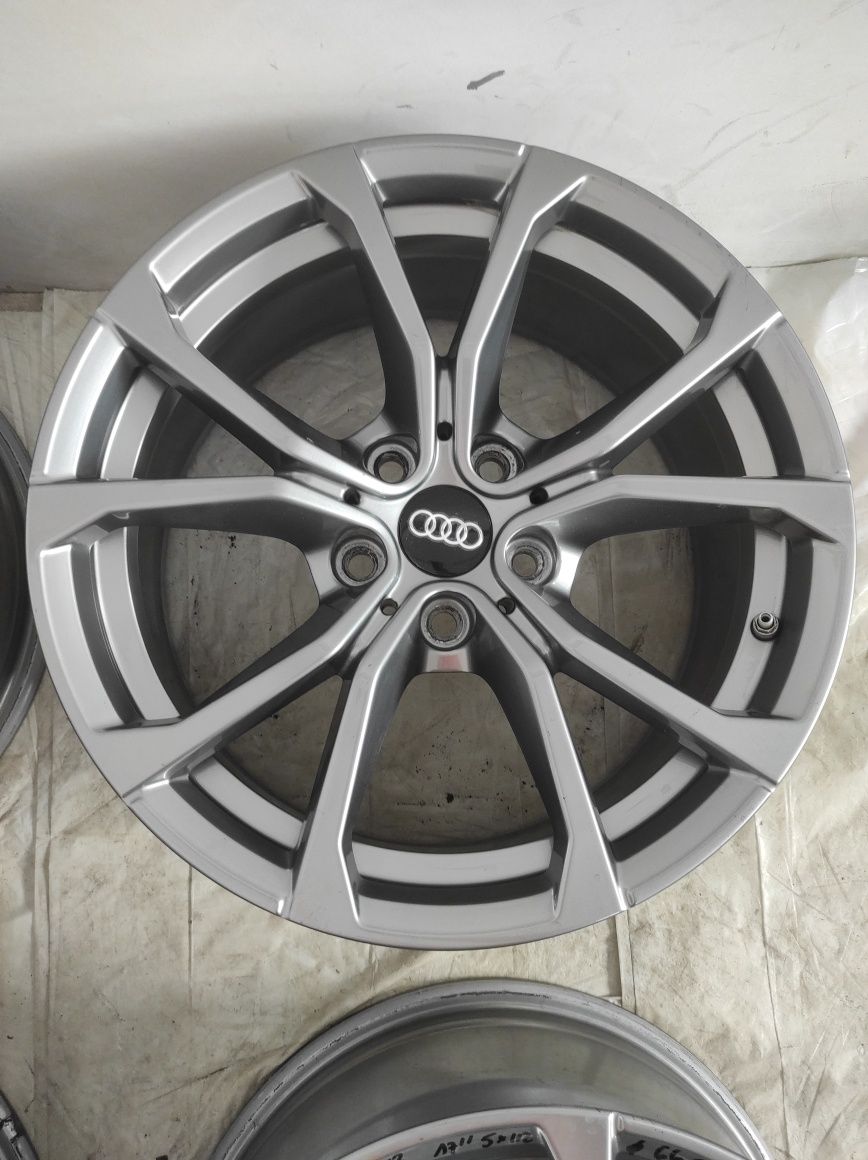 478 Felgi aluminiowe AUDI R 17 5x112 otwór 66,6 Bardzo Ładne