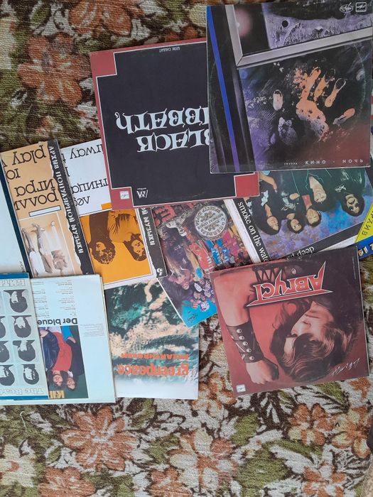 Платівки співаків,шт.25,в упаковці.