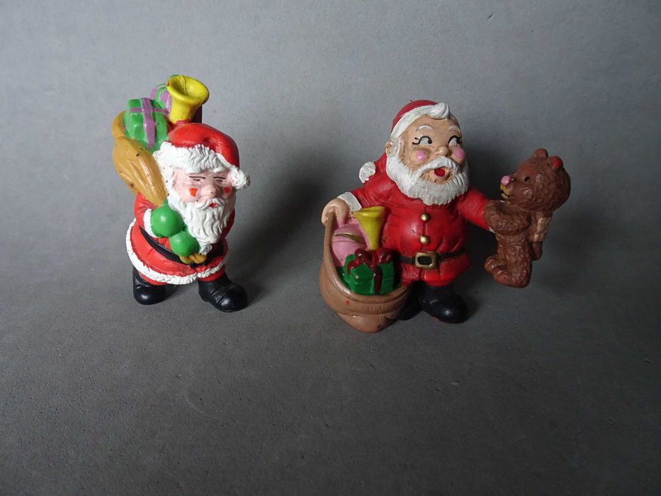 Diversas figuras em PVC da coleção Natal
