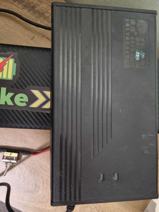 Велобатарея 7S 27Ah 29V + Зарядка + Кабель до ДБЖ. Тримав ПК 4 години!