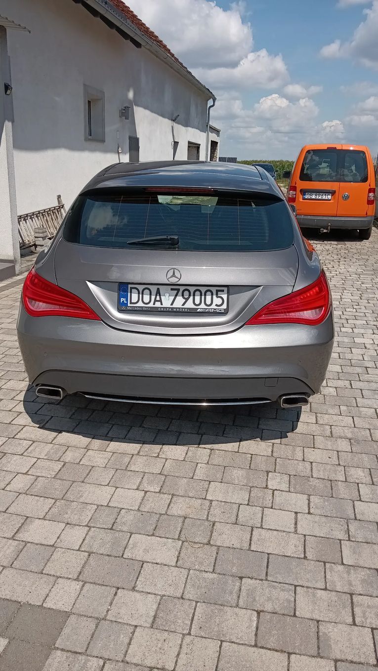 Mercedes-Benz CLA mercedes cla 180 d w bdb stanie