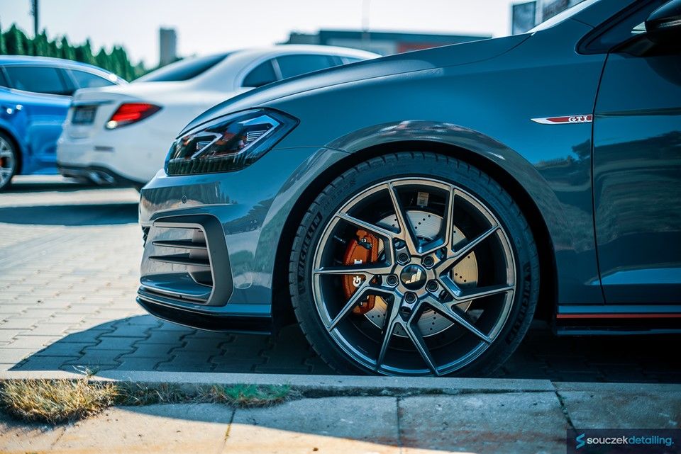 JAPAN RACING JR33 / VW Golf / 5x112 / 19 cali / GTI R / Nowe felgi