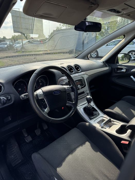 Ford S-max dobry stan