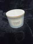 świeca  sand + fog "Cashmere & Cream"