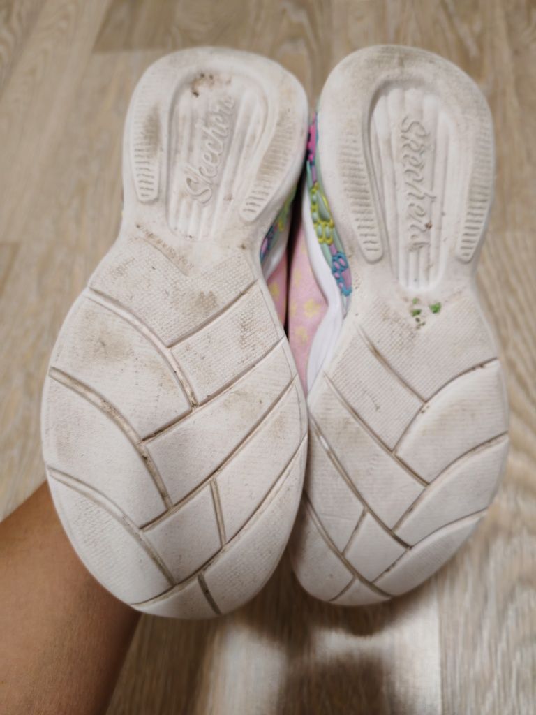 Кроссовки skechers