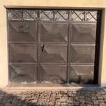 Vendo portão em ferro em bom estado