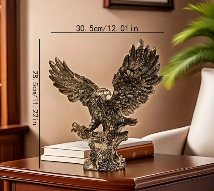 Posąg orła z żywicy