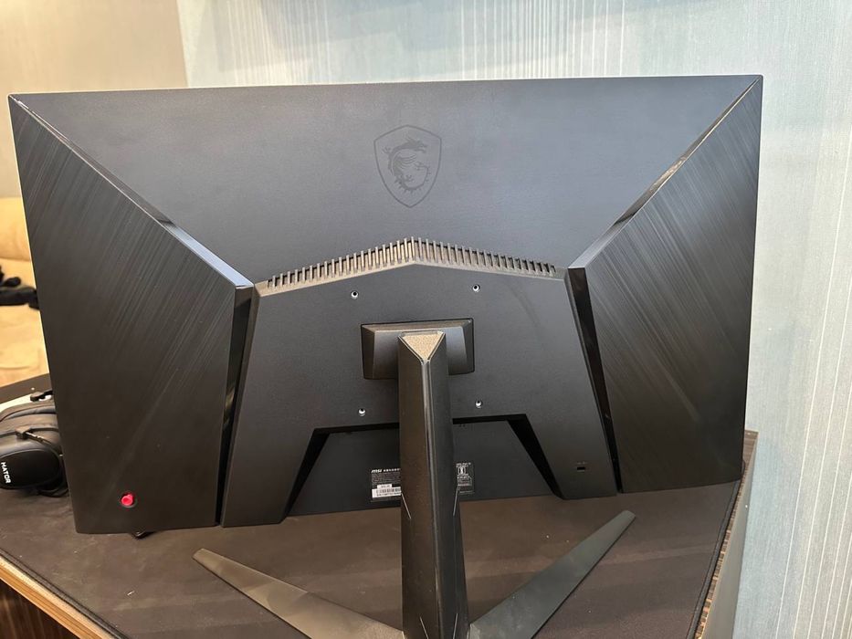 Игровой монитор MSI g271 144гц 27 дюймов