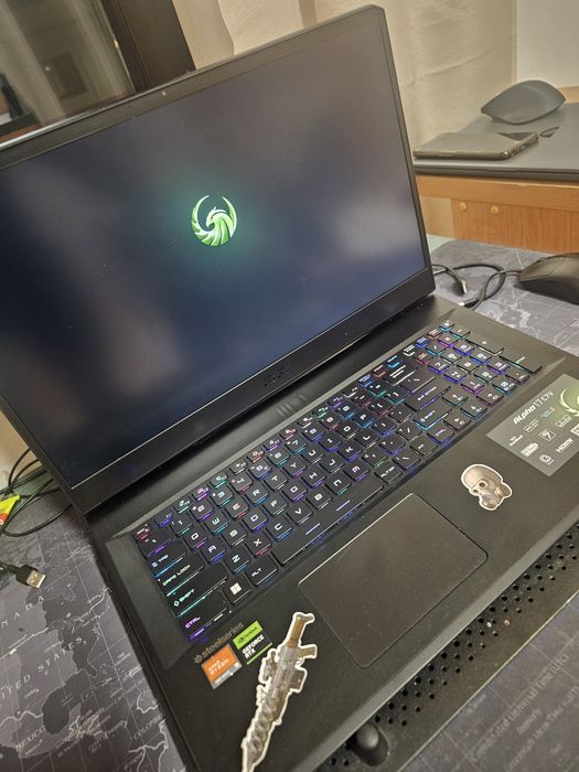 Laptop MSI Alpha 17 c7v