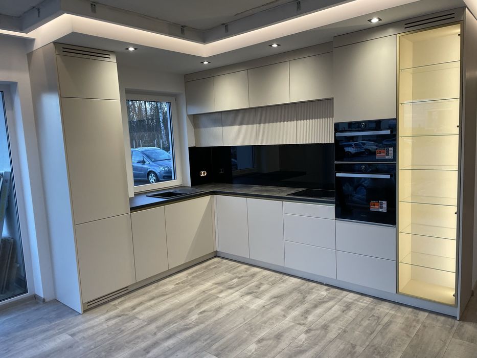 Meble na wymiar - kuchnie, łazienki,szafy i więcej !