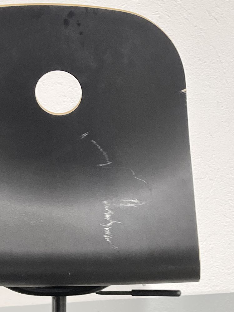 IKEA krzeslo obrotowe SPORREN drewniane siedzisko czarne na kolkach