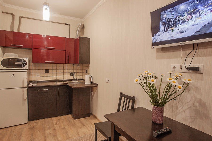 Тиха квартира в центрі +ПАРКОВКА (Гнатюка 17)