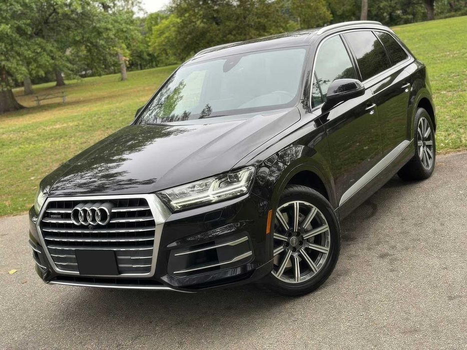 Audi Q7 quattro Premium Plus      2017