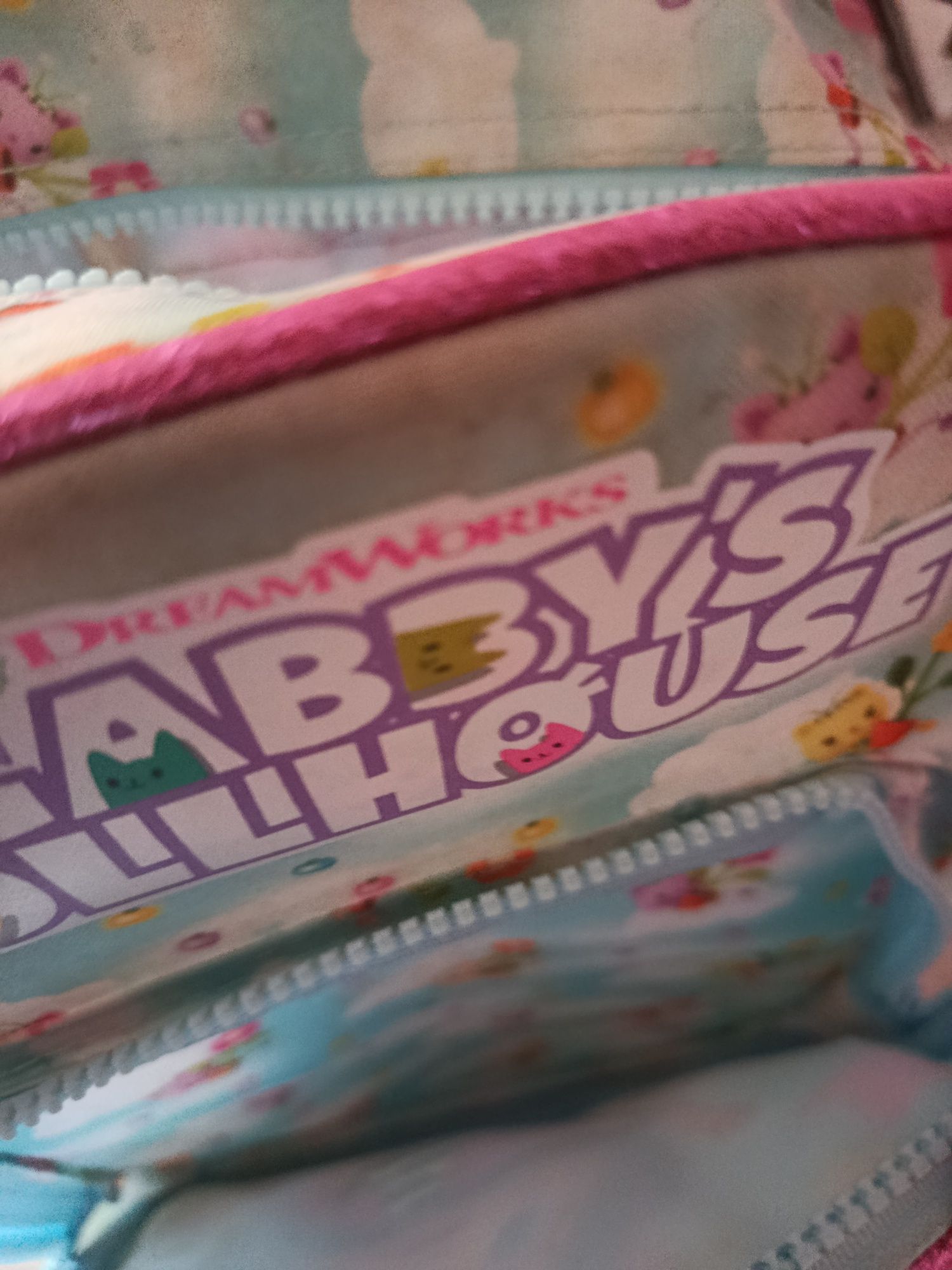 Mochila e estojo escolar gabby gato