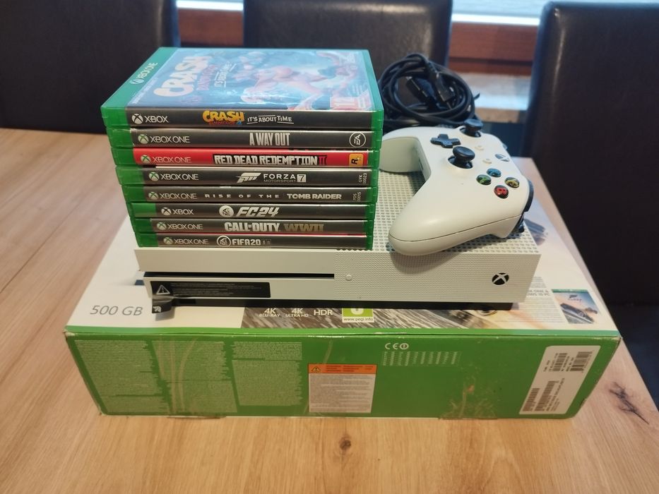 Xbox One S 500GB 2 Pady gry