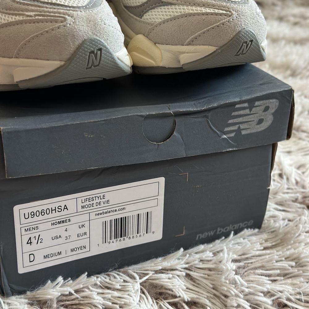 Кросівки New Balance 9060 жіночі нью беленс 36