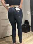 Guess jeansy damskie skinny jeans– nowe z metką