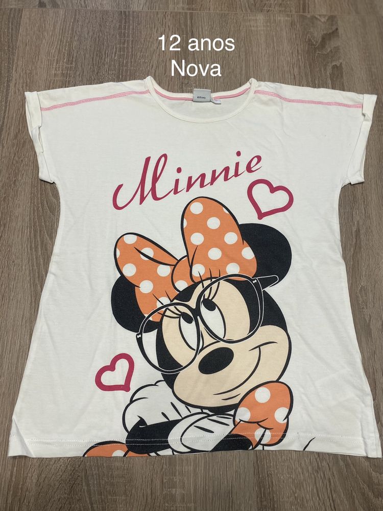 T-shirt nova menina