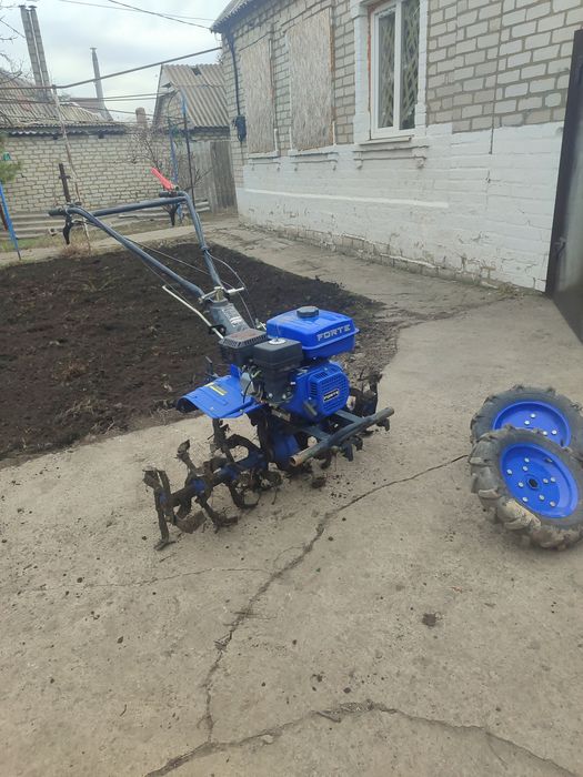 Продам мотоблок.