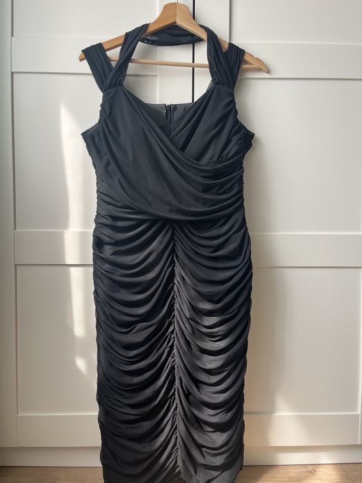 Czarna elegancka sukienka z marszczeniami r.42 Gapa wesele studniówka