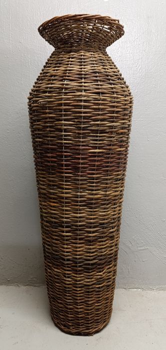 Vaso decorativo em verga