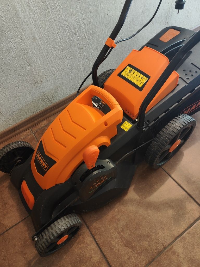 Sprzedam kosiarkę elektryczno