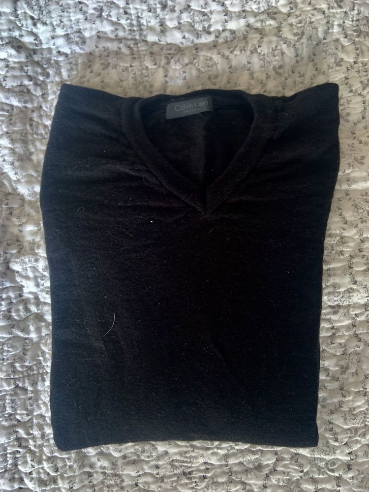 Calvin Klein 100% merino wool rozm L czarny sweter