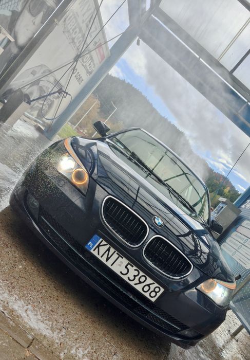 Sprzedam BMW seria 5 09r. 520d mbWebasto,opony zima lato.