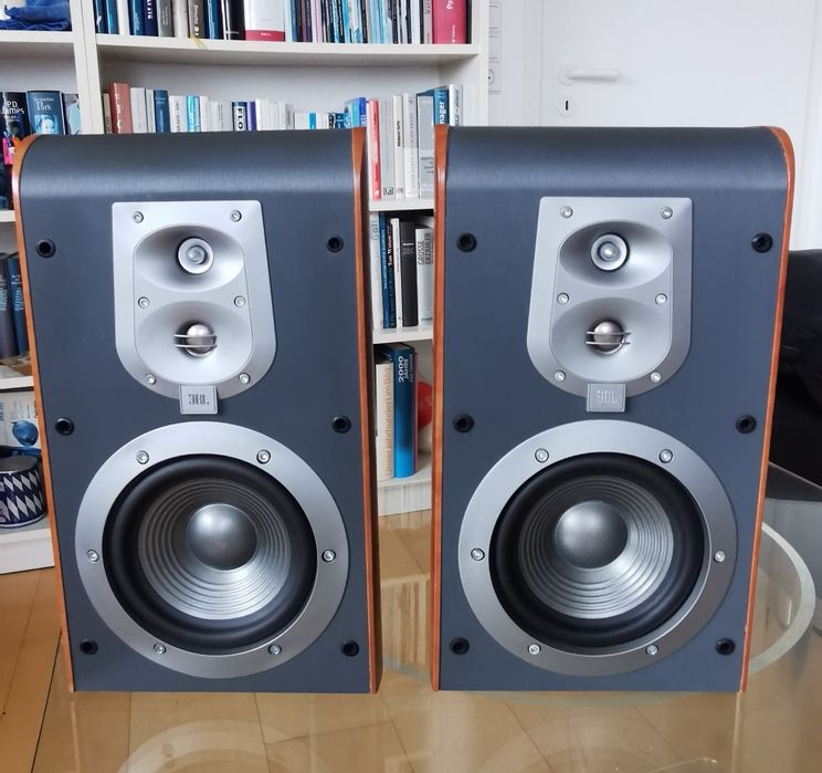 Jbl es 30 rezerwacja do 13.12.25