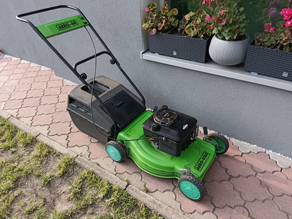 Kosiarka spalinowa Aero Star 48cm 3.5 KM Briggs bez napędu kosz