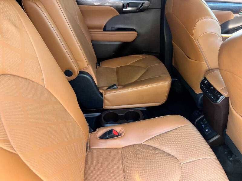2021 Toyota Highlander
