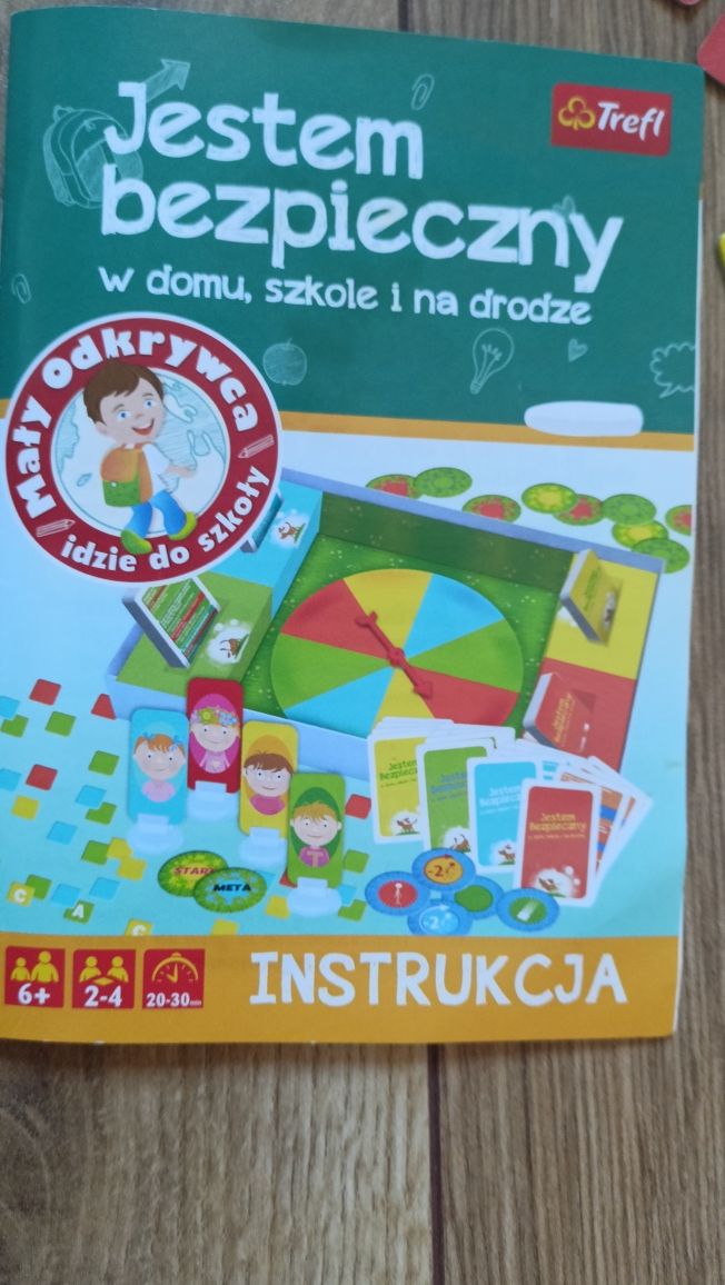 Gra trefl Jestem bezpieczny.Mały odkrywca idzie do szkoły.6+