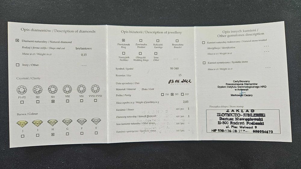 Pierścionek zaręczynowy złoty z diamentem